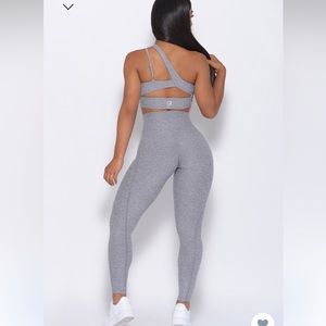 Bombshell sportswear bra size S